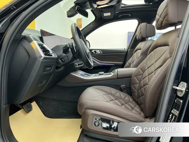 BMW X5 2023 Черный из Китая, фото 3