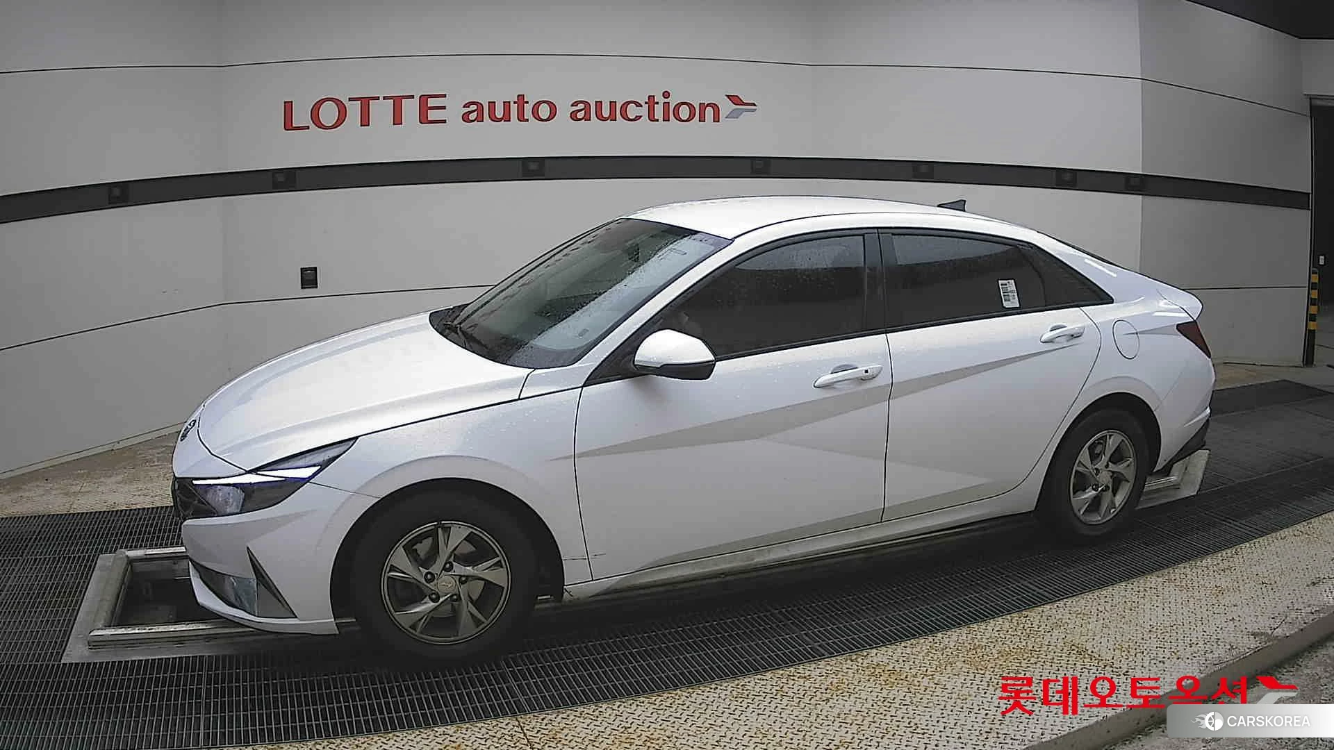 Hyundai Avante 2021 Белый из Кореи, фото 3