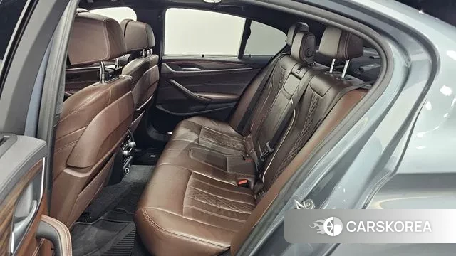 BMW 5 Series (G30) 2018 Серый из Кореи, фото 3