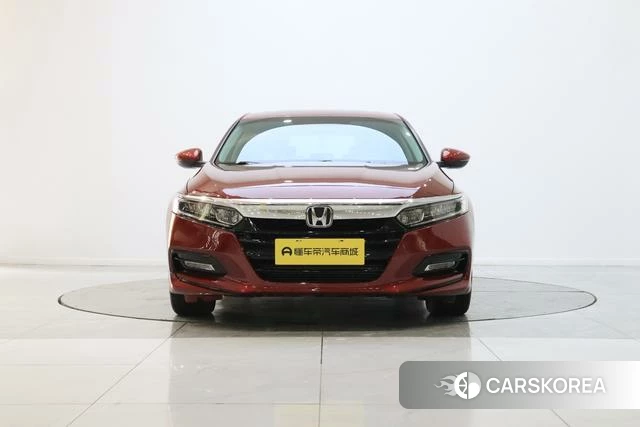 Honda Accord 2021 Красный из Китая, фото 3