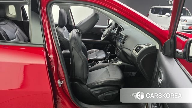 Jeep Compass 2nd Generation 2018 Красный из Кореи, фото 3