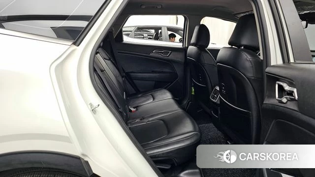 Kia Sportage 5th Generation 2022 Белый из Кореи, фото 3