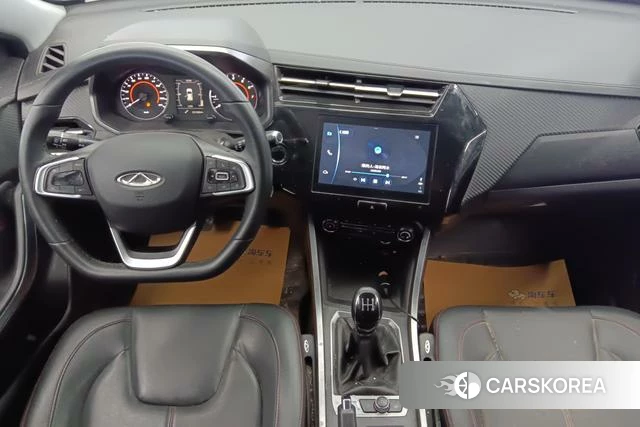 Chery Tiggo 3x 2021 Темно-серый из Китая, фото 2
