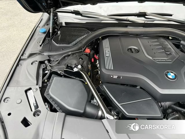 BMW 7 series 2022 Черный из Китая, фото 3