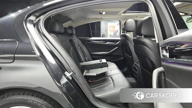 BMW 5 Series (G30) 2019 Черный из Кореи, фото 3