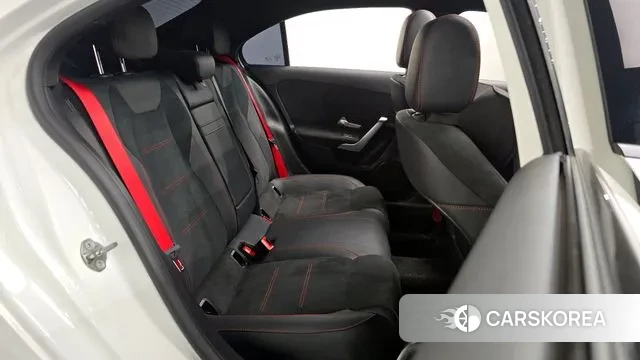 Mercedes-Benz A-Class W177 2022 Белый из Кореи, фото 3