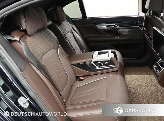 BMW 7 Series (G11) 2018 Черный из Кореи, фото 3