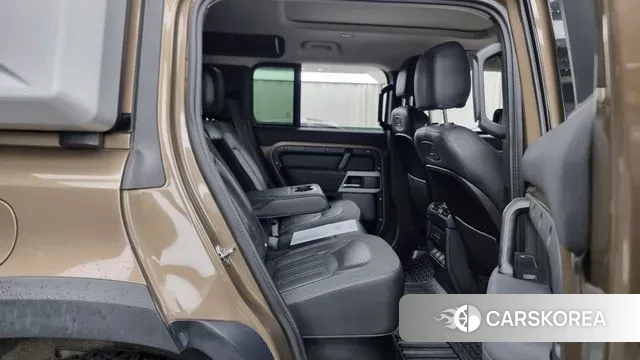 Land Rover Defender (L663) 2020 Коричневый из Кореи, фото 3