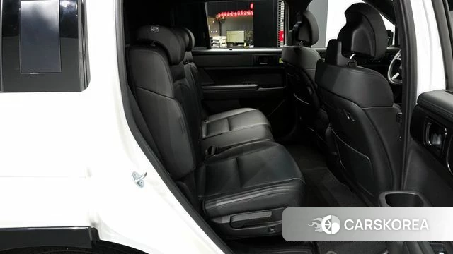 Hyundai Santa Fe (MX5) 2023 Белый из Кореи, фото 3