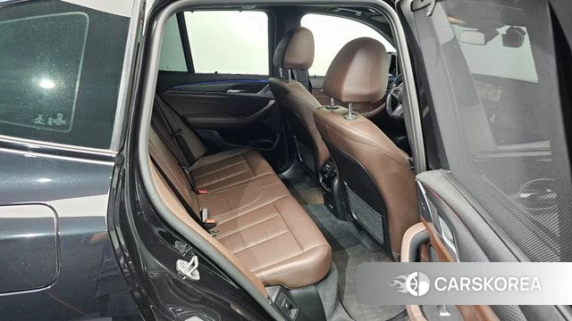 BMW X3 (G01) 2022 Черный из Кореи, фото 3