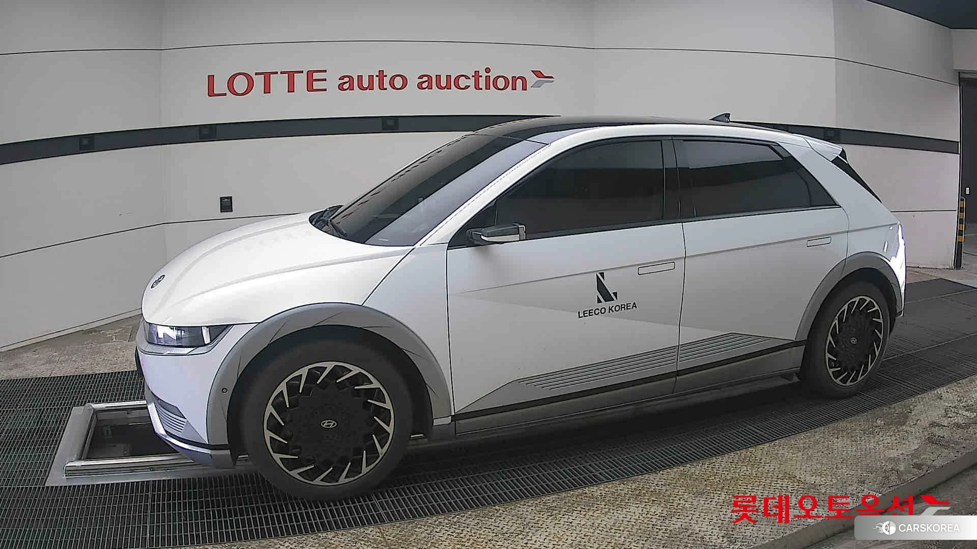 Hyundai IONIQ 5 2022 Atlas White из Кореи, фото 3