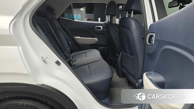 Hyundai Venue 2023 Белый из Кореи, фото 3