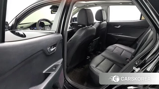 Kia Stonic 2018 Черный из Кореи, фото 3