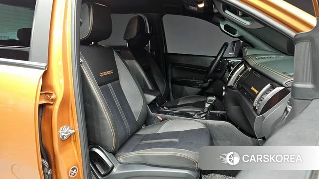 Ford Ranger 3rd Generation 2022 Желтый из Кореи, фото 3