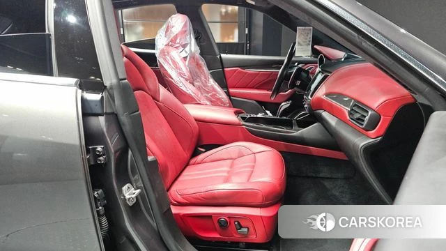 Maserati Levante 2019 Серый из Кореи, фото 3