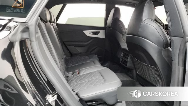 Audi Q8 (4M) 2025 Черный из Кореи, фото 3