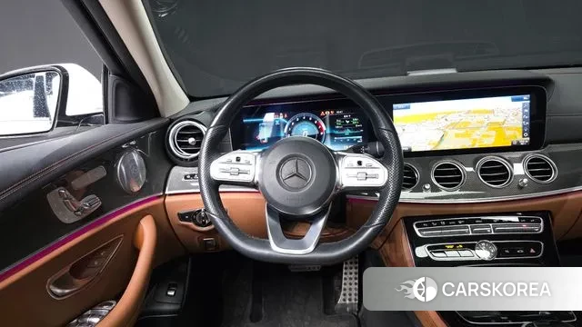Mercedes-Benz E-Class W213 2019 Белый из Кореи, фото 3