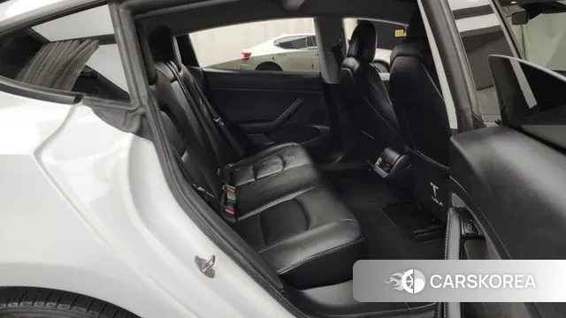 Tesla Model 3 2021 Белый из Кореи, фото 3