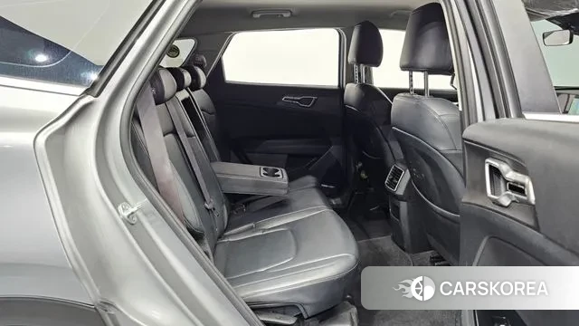 Kia Sportage 5th Generation 2021 Серебристо-серый из Кореи, фото 3