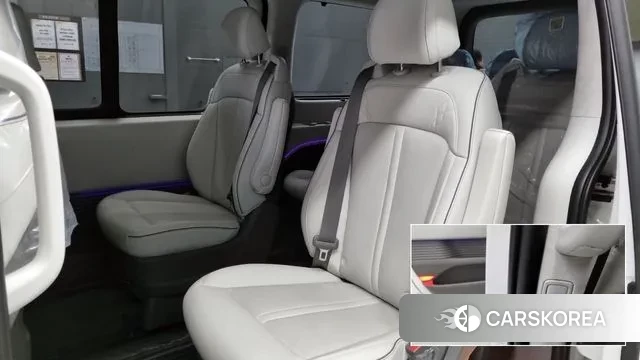 Hyundai Staria 2023 Белый из Кореи, фото 3