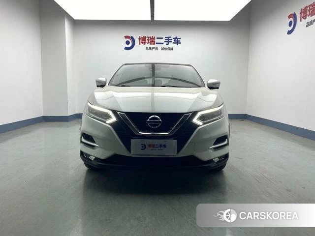 Nissan Qashqai 2022 Белый из Китая, фото 3