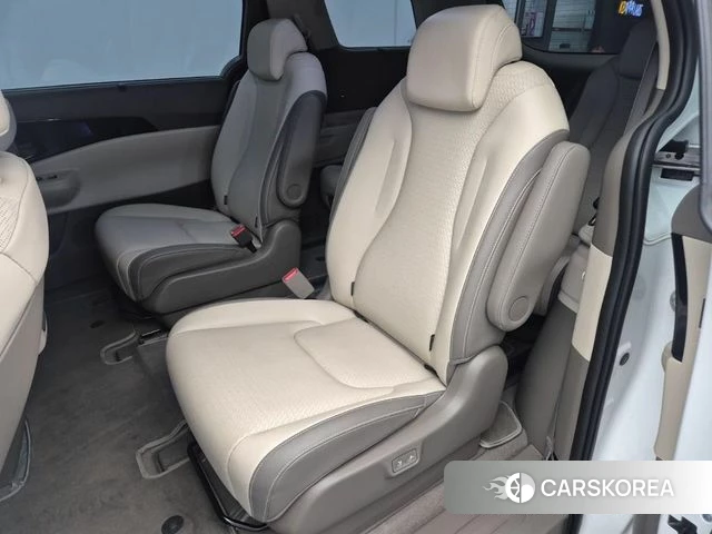 Kia The New Carnival 4th Generation 2025 Белый из Кореи, фото 3