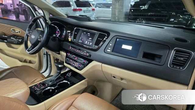 Kia The New Carnival 2018 Белый из Кореи, фото 3