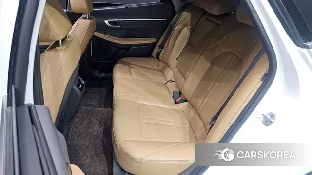 Hyundai Sonata D Edge (DN8) 2023 Белый из Кореи, фото 3