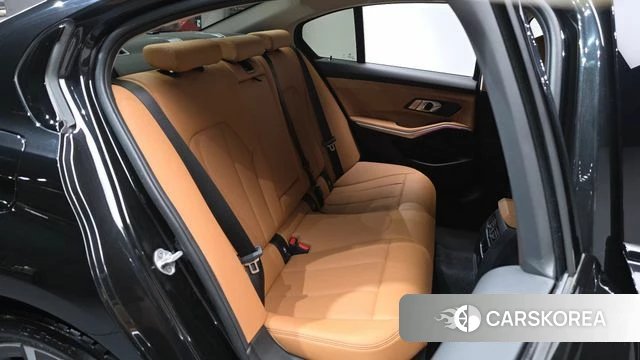 BMW 3 Series (G20) 2023 Черный из Кореи, фото 3