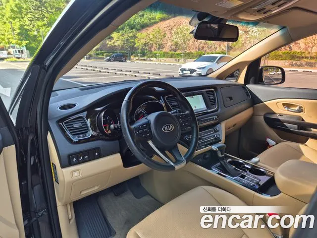 Kia The New Carnival id 2692344 из Кореи 3