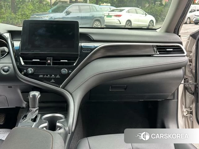 Toyota Camry 2022 Шампань из Китая, фото 3