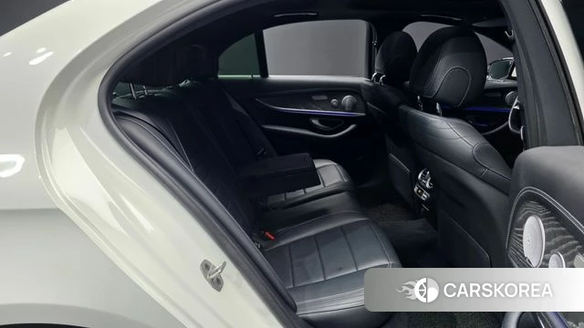 Mercedes-Benz E-Class W213 2020 Белый из Кореи, фото 3