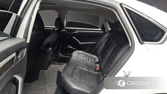 Volkswagen The New Passat 2018 Белый из Кореи, фото 3