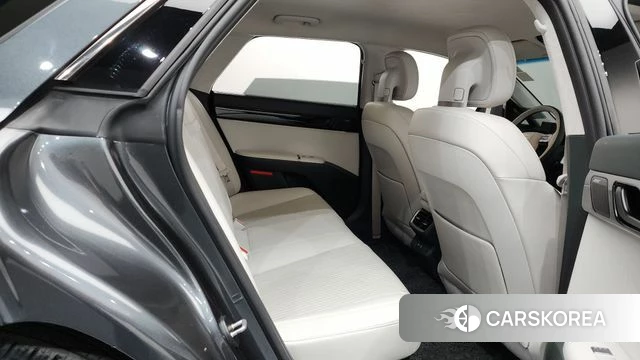 Hyundai Grandeur Hybrid (GN7) 2023 Серый из Кореи, фото 3