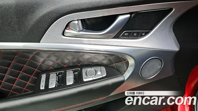 Genesis G70 2018 Красный из Кореи, фото 3