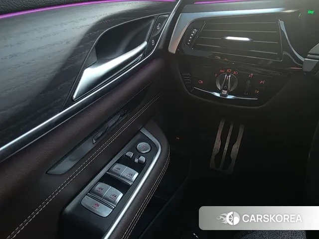 BMW 6 Series GT (G32) 2022 Белый из Кореи, фото 3