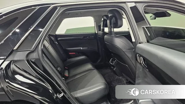 Hyundai Grandeur Hybrid (GN7) 2023 Черный из Кореи, фото 3