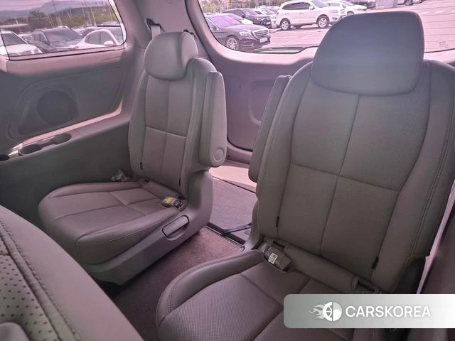 Kia The New Carnival 2018 Серый из Кореи, фото 3
