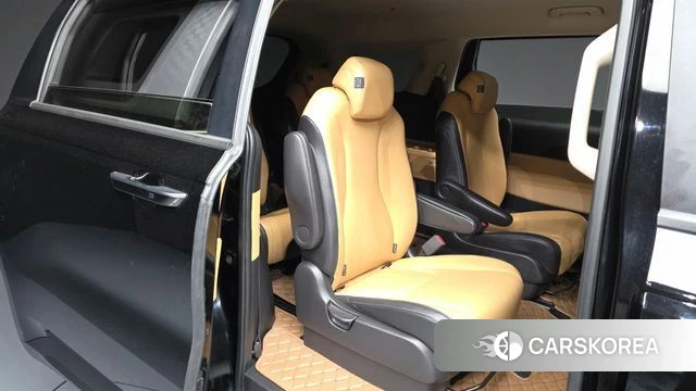 Kia Carnival 4th generation 2022 Черный из Кореи, фото 3