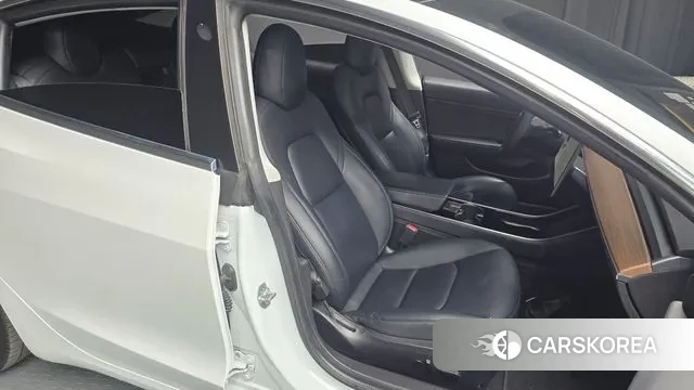 Tesla Model 3 2020 Белый из Кореи, фото 3