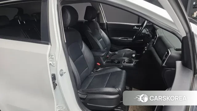 Kia Sportage 4th Generation 2018 Белый из Кореи, фото 3