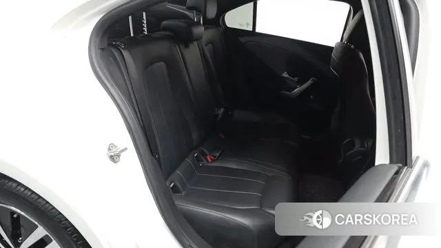 Mercedes-Benz A-Class W177 2021 Белый из Кореи, фото 3