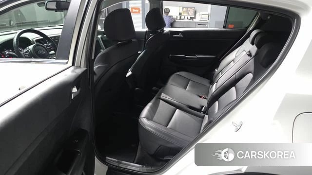 Kia Sportage The Bold 2021 Белый из Кореи, фото 3