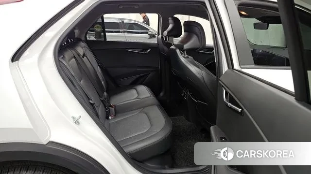 Kia Di Ol Nu Niro 2022 Белый из Кореи, фото 3