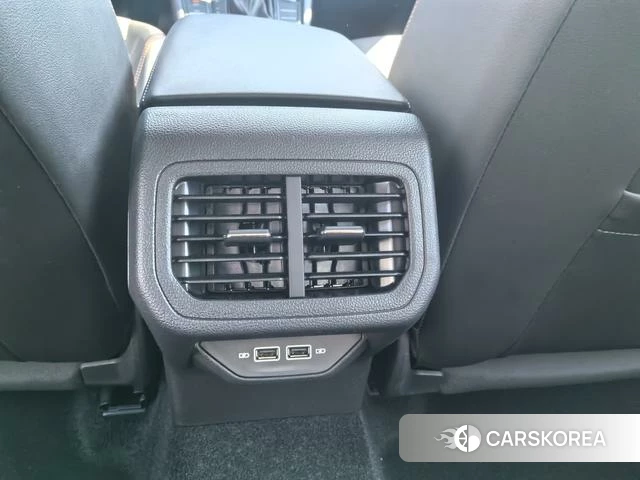 Volkswagen Bora 2026 Белый из Китая, фото 3