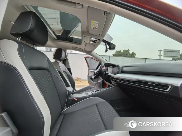 Volkswagen Golf 2021 Красный из Китая, фото 3