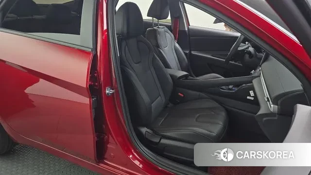 Hyundai The New Avante (CN7) 2025 Красный из Кореи, фото 3