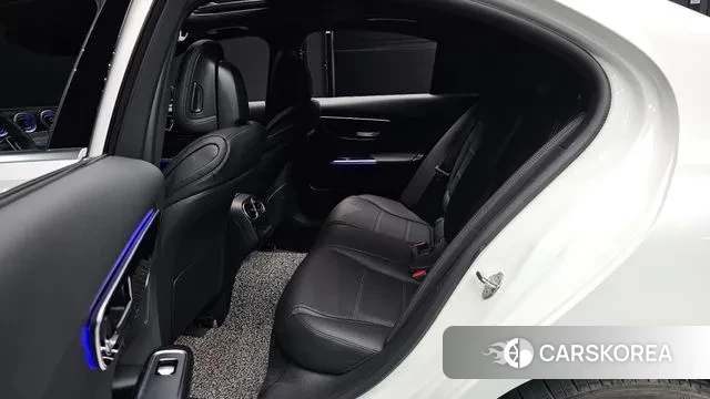 Mercedes-Benz C-Class W206 2023 Белый из Кореи, фото 3