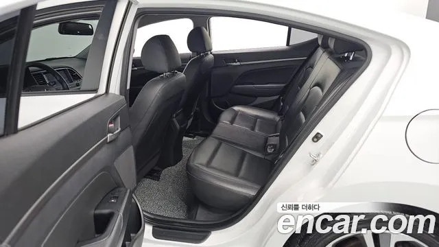 Hyundai Avante AD 2018 Белый из Кореи, фото 3