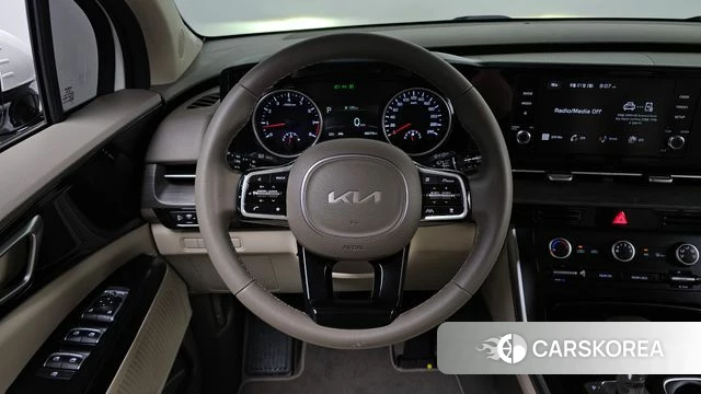 Kia Carnival 4th generation 2023 Белый из Кореи, фото 3